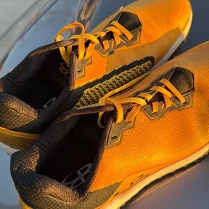 Boombah yellow turf shoes